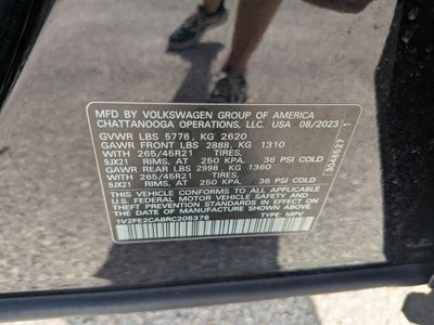 2024 Volkswagen Atlas Cross Sport 2.0T SEL Premium R-Line