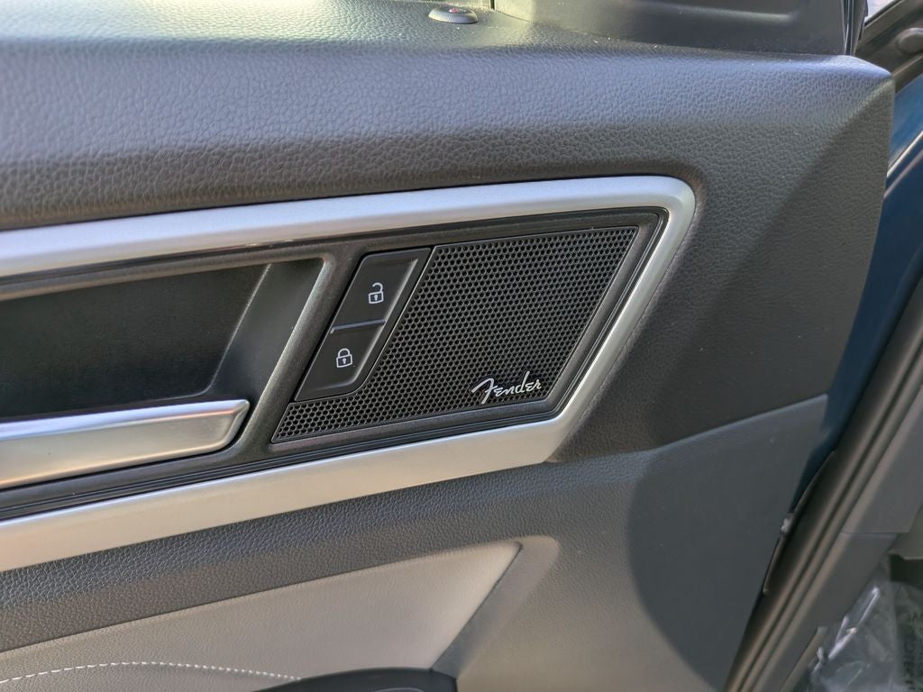 2023 Volkswagen Atlas Cross Sport 3.6L V6 SEL Premium R-Line