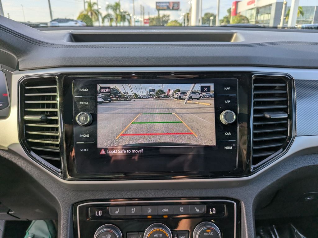 2023 Volkswagen Atlas Cross Sport 3.6L V6 SEL Premium R-Line