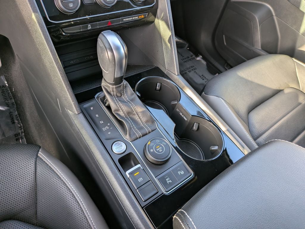 2023 Volkswagen Atlas Cross Sport 3.6L V6 SEL Premium R-Line