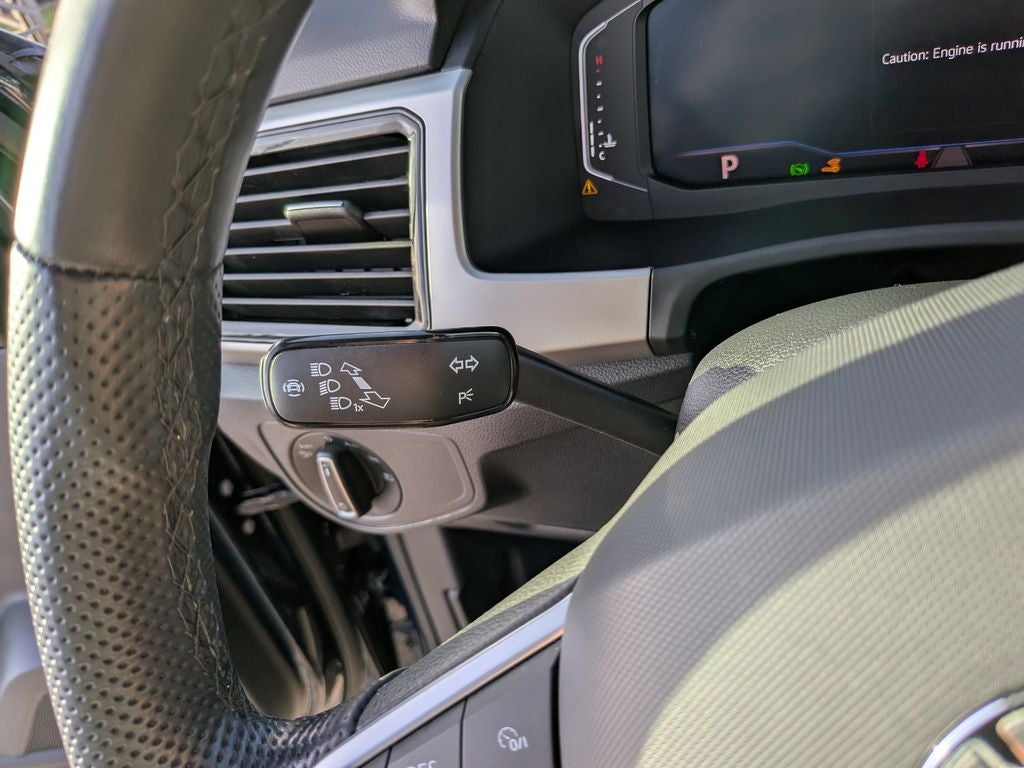 2023 Volkswagen Atlas Cross Sport 3.6L V6 SEL Premium R-Line