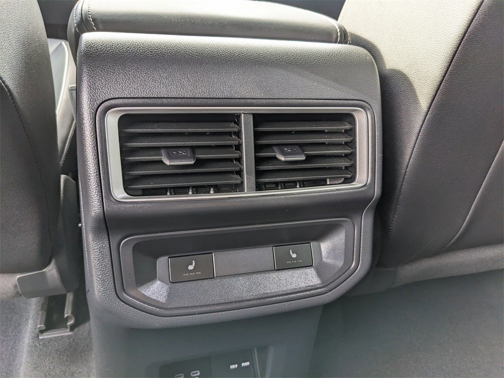 2025 Volkswagen Atlas Cross Sport 2.0T SEL Premium R-Line