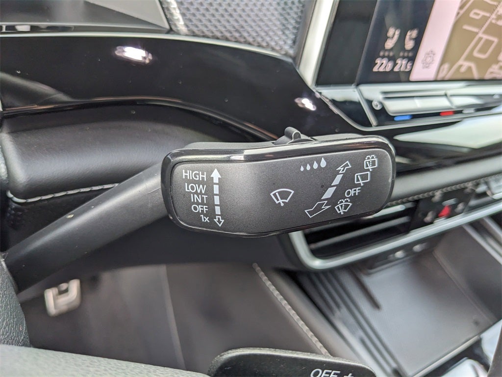 2025 Volkswagen Atlas Cross Sport 2.0T SEL Premium R-Line