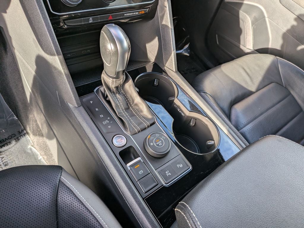 2023 Volkswagen Atlas Cross Sport 3.6L V6 SEL Premium R-Line