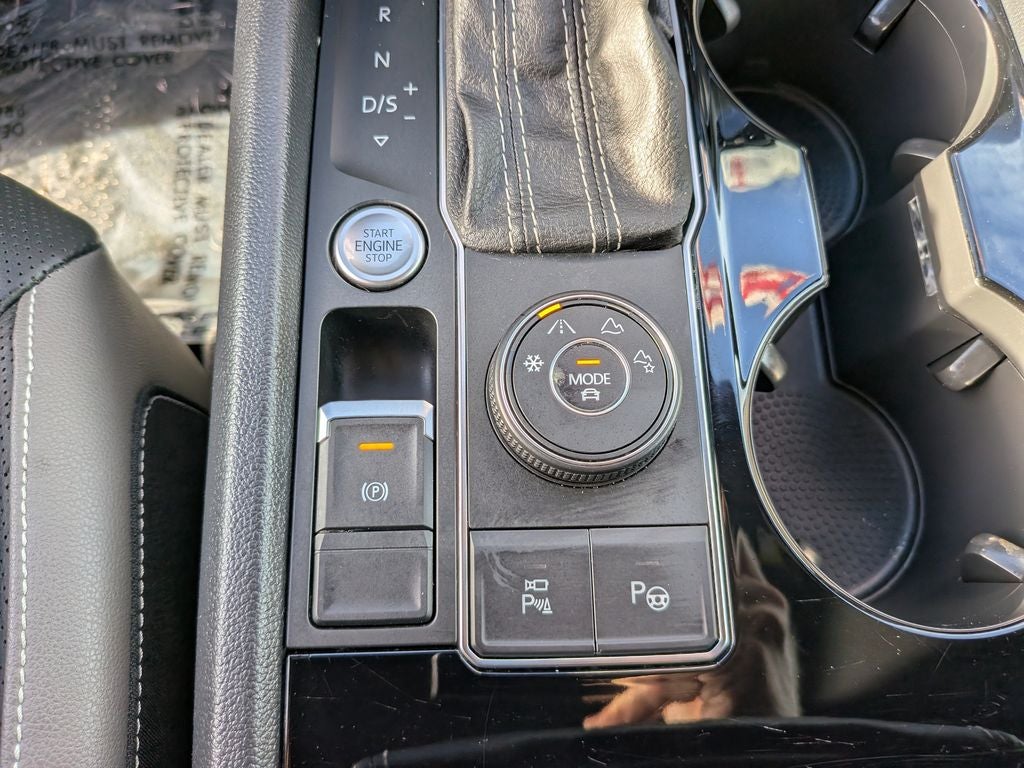 2023 Volkswagen Atlas Cross Sport 3.6L V6 SEL Premium R-Line