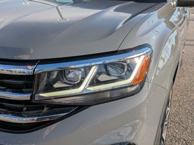 2023 Volkswagen Atlas Cross Sport 3.6L V6 SEL Premium R-Line