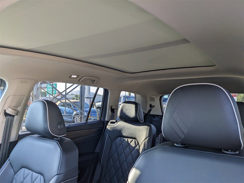 2026 Volkswagen Atlas 2.0T SEL Premium R-Line