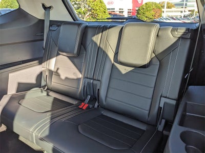 2022 Volkswagen Atlas 3.6L V6 SEL Premium R-Line