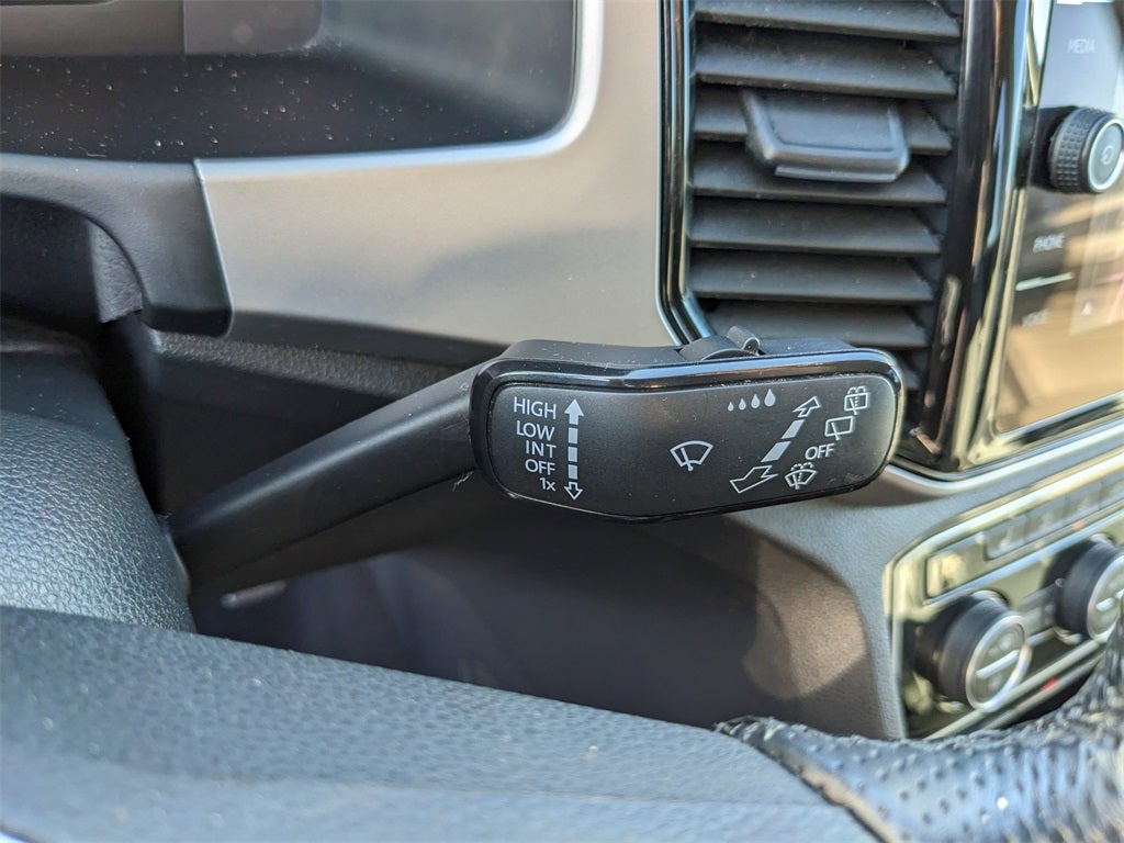 2022 Volkswagen Atlas 3.6L V6 SEL Premium R-Line