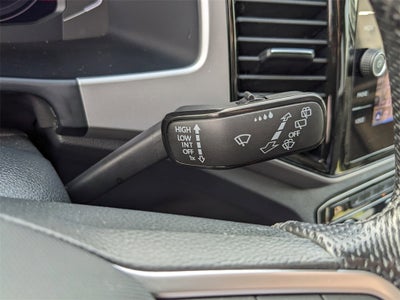 2023 Volkswagen Atlas 3.6L V6 SEL Premium R-Line