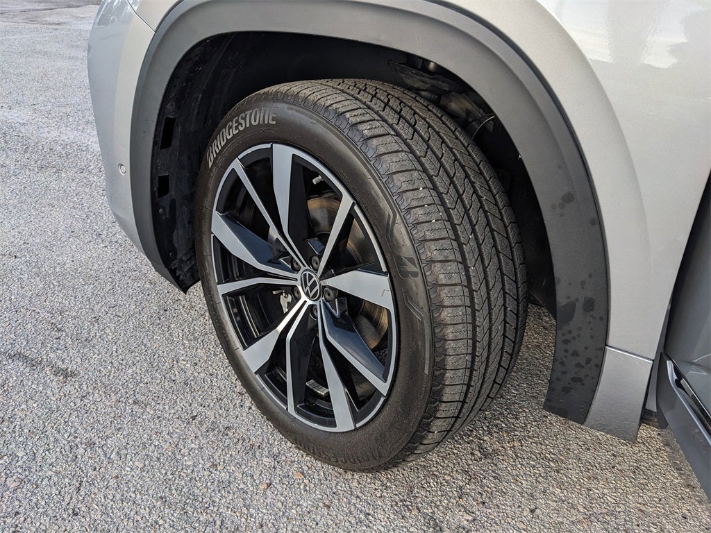 2025 Volkswagen Atlas 2.0T SEL Premium R-Line