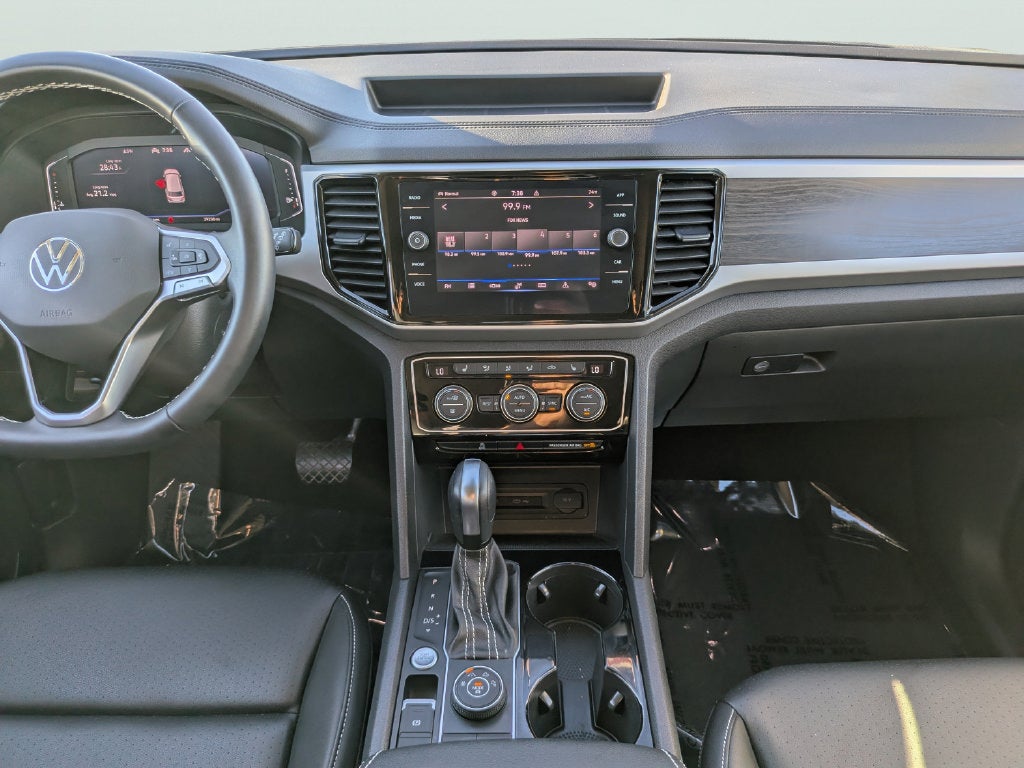 2023 Volkswagen Atlas 3.6L V6 SE w/Technology