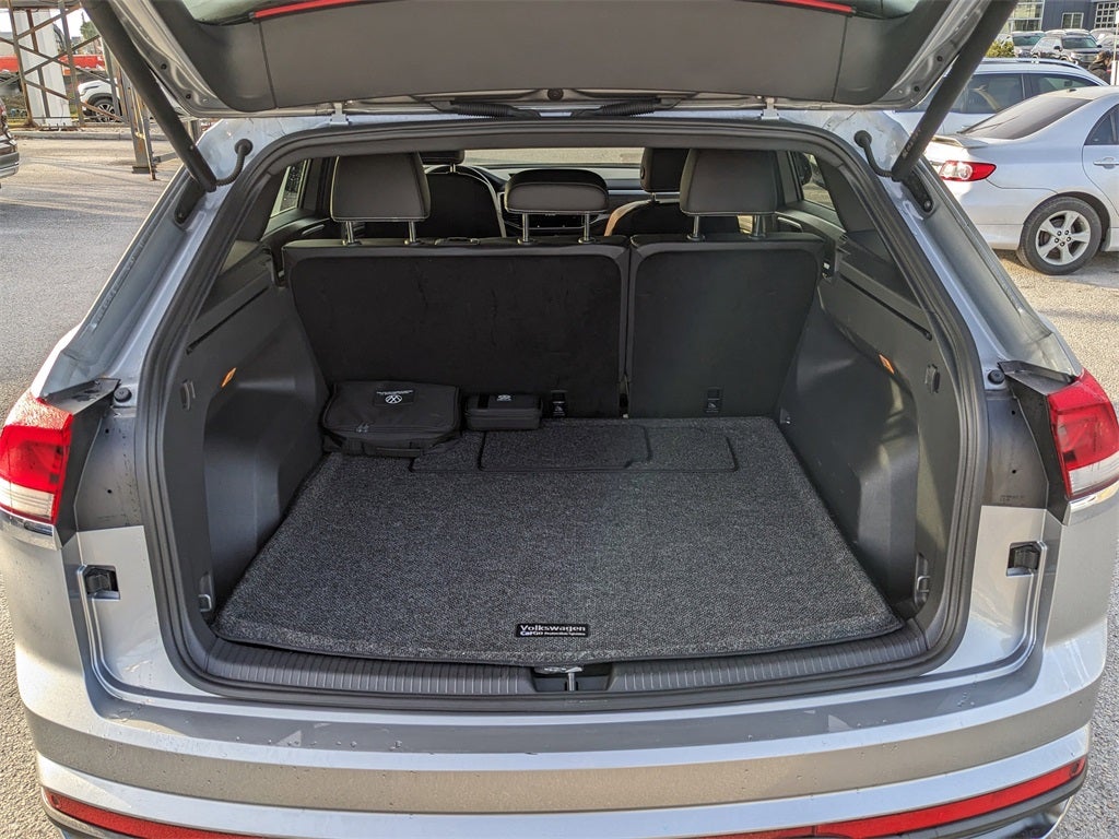 2023 Volkswagen Atlas Cross Sport 2.0T SE w/Technology