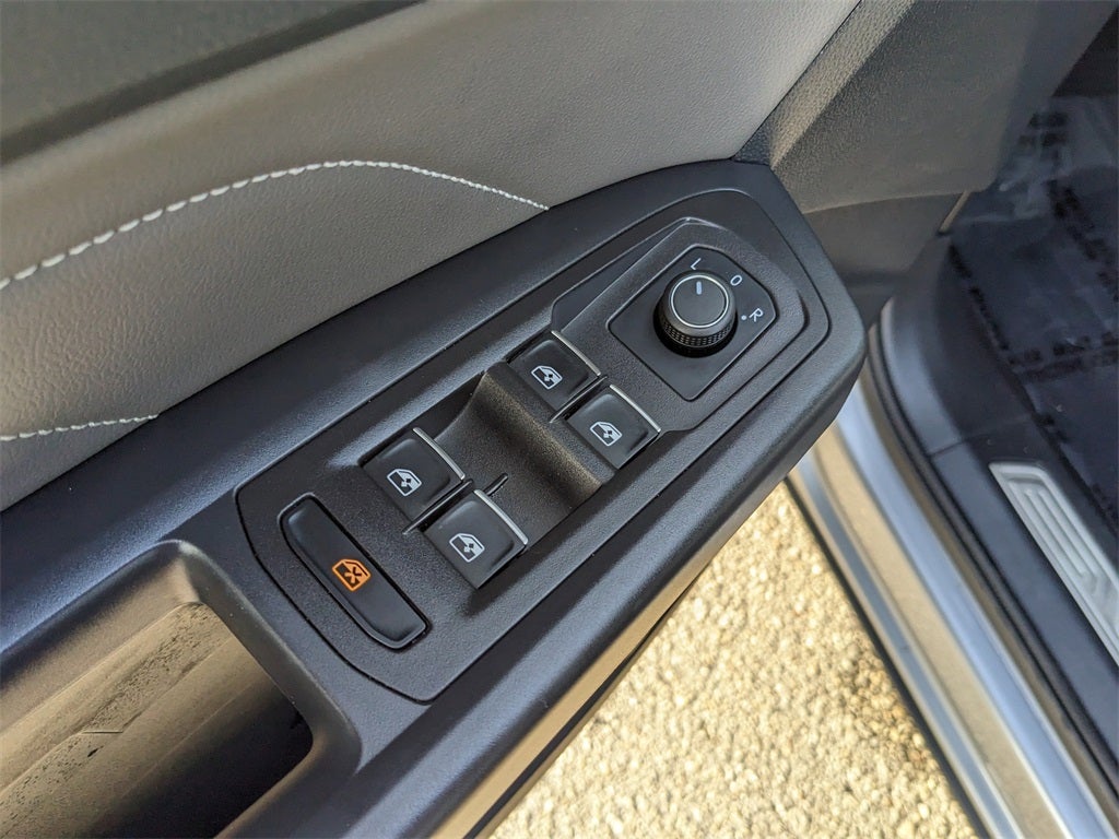 2023 Volkswagen Atlas Cross Sport 2.0T SE w/Technology