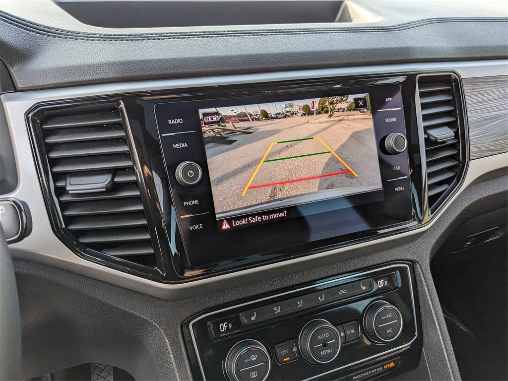 2023 Volkswagen Atlas Cross Sport 2.0T SE w/Technology