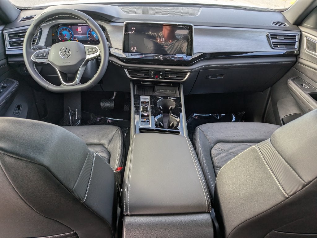2026 Volkswagen Atlas Cross Sport SE w/Technology