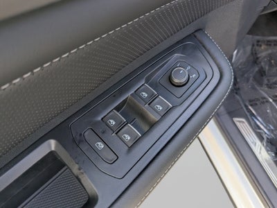 2026 Volkswagen Atlas Cross Sport SE w/Technology