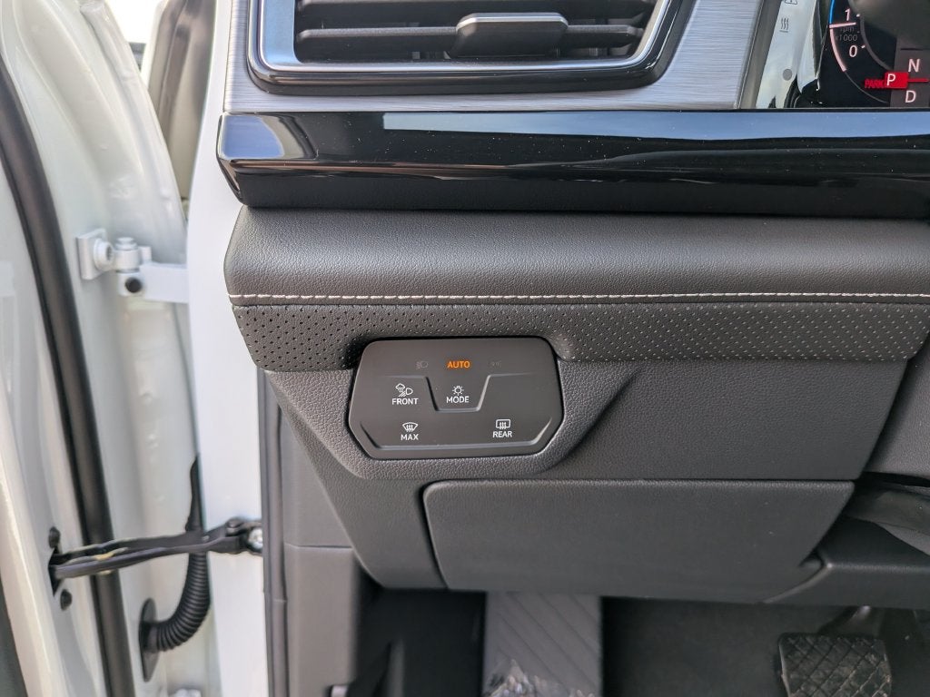 2026 Volkswagen Atlas Cross Sport SE w/Technology