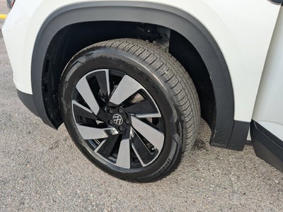 2026 Volkswagen Atlas Cross Sport SE w/Technology