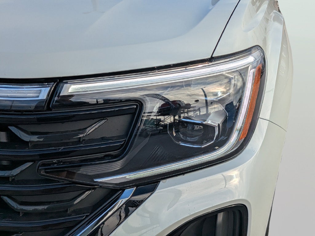 2026 Volkswagen Atlas Cross Sport SE w/Technology