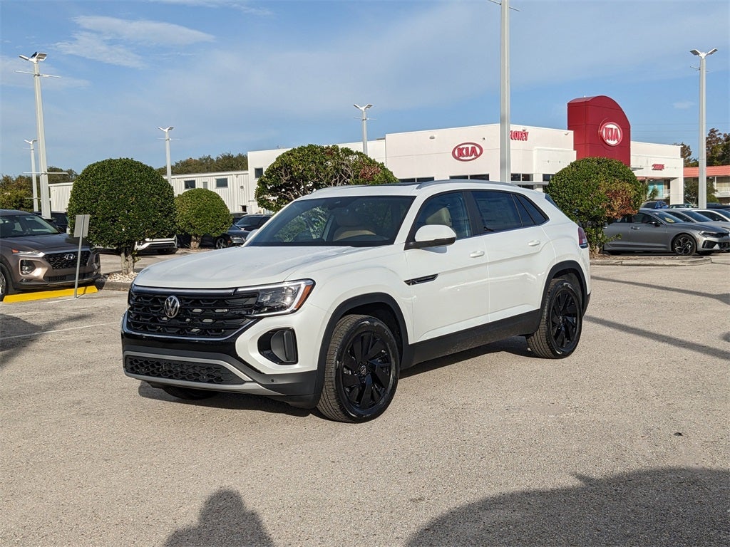 2026 Volkswagen Atlas Cross Sport 2.0T SE w/Technology