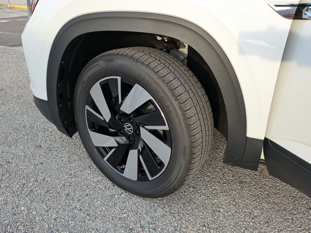 2026 Volkswagen Atlas Cross Sport SE w/Technology