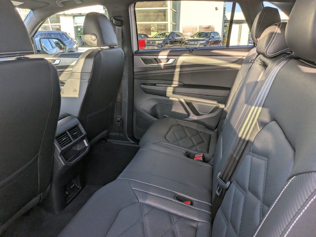 2026 Volkswagen Atlas Cross Sport SE w/Technology
