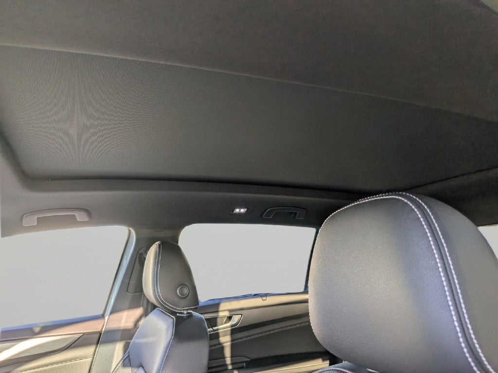 2026 Volkswagen Atlas Cross Sport SE w/Technology