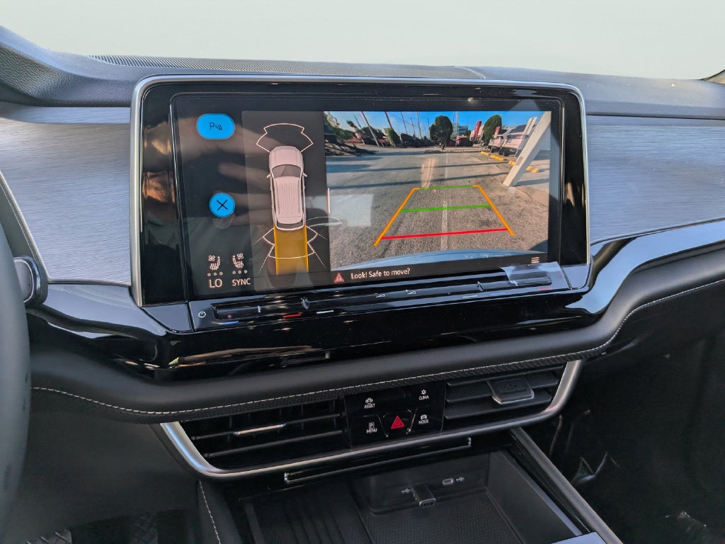 2026 Volkswagen Atlas Cross Sport SE w/Technology