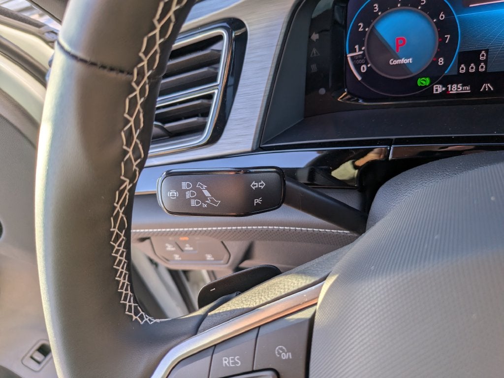 2026 Volkswagen Atlas Cross Sport SE w/Technology