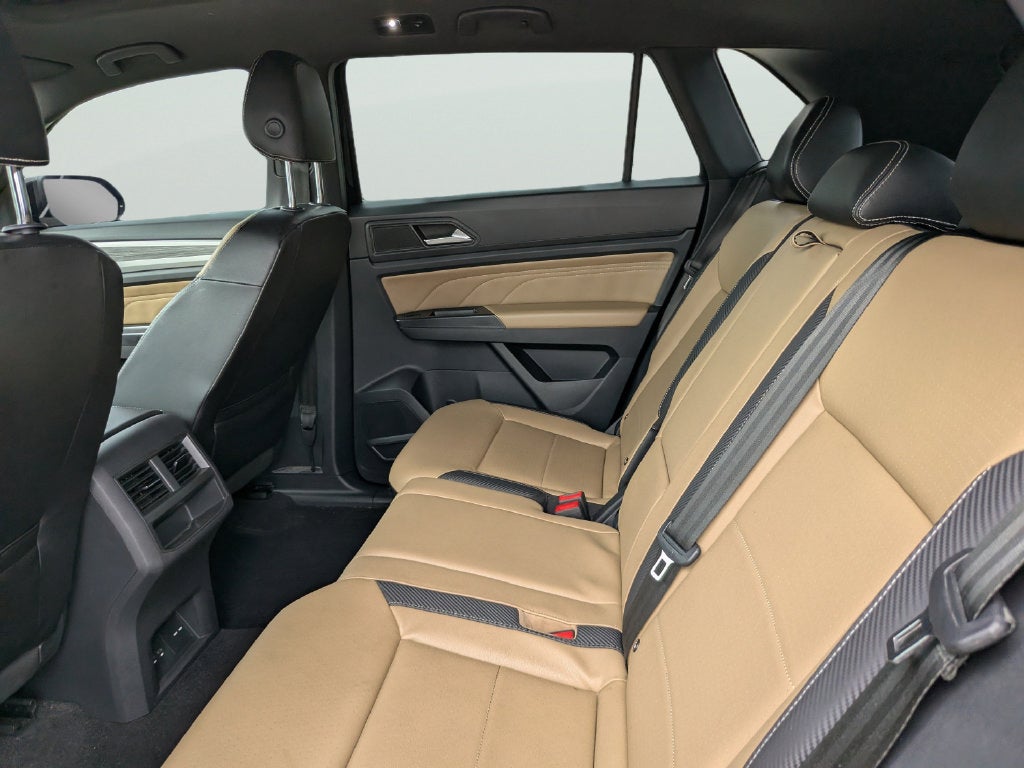2021 Volkswagen Atlas Cross Sport 2.0T SE w/Technology