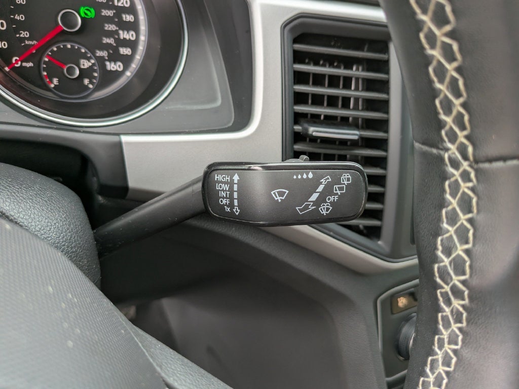 2021 Volkswagen Atlas Cross Sport 2.0T SE w/Technology