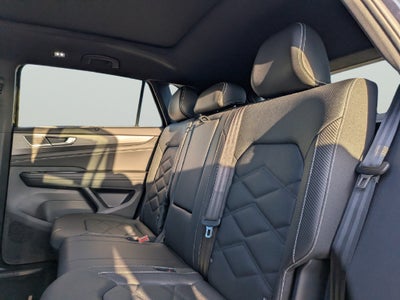 2026 Volkswagen Atlas Cross Sport SE w/Technology