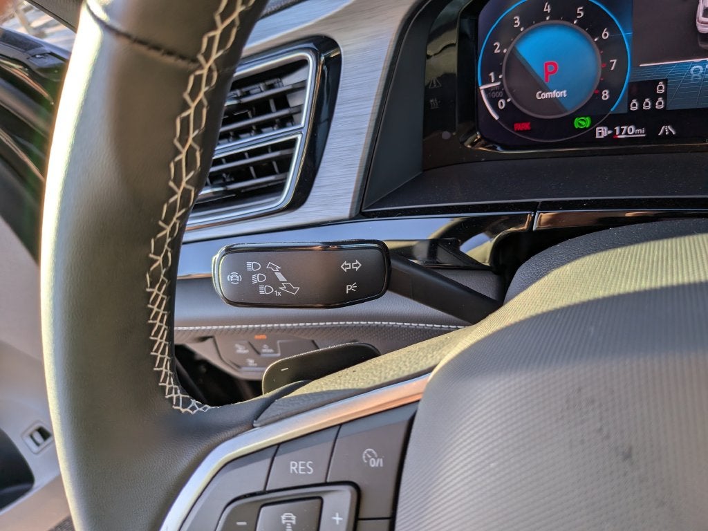 2026 Volkswagen Atlas Cross Sport SE w/Technology