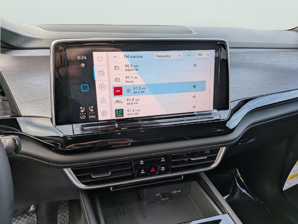 2026 Volkswagen Atlas Cross Sport SE w/Technology