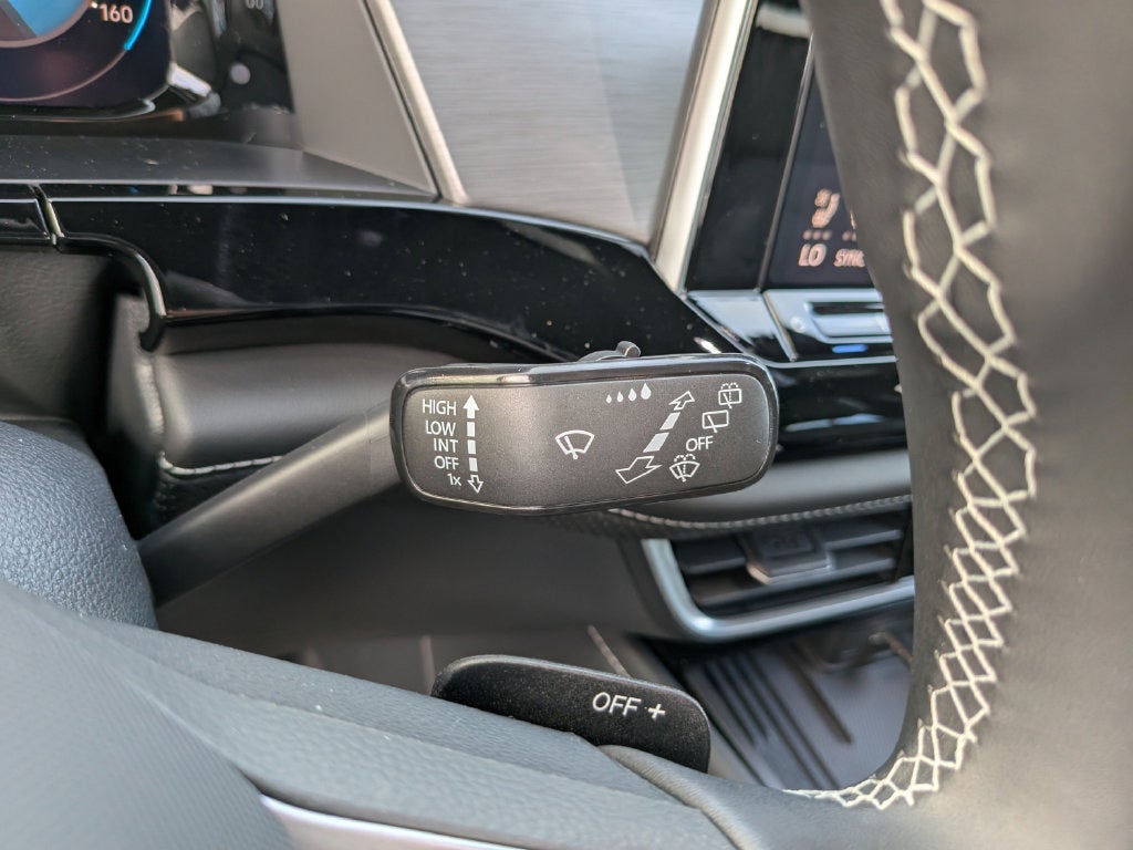 2026 Volkswagen Atlas Cross Sport SE w/Technology