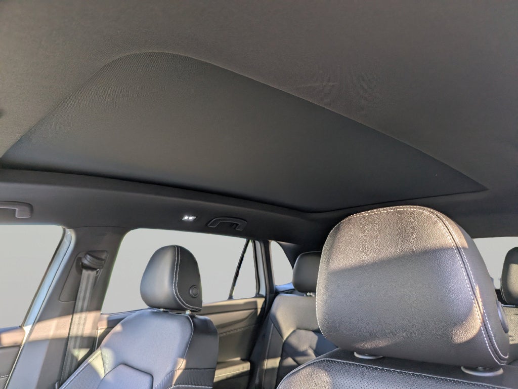 2026 Volkswagen Atlas Cross Sport SE w/Technology