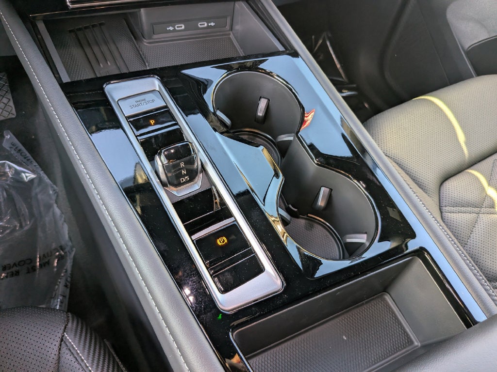 2026 Volkswagen Atlas Cross Sport SE w/Technology