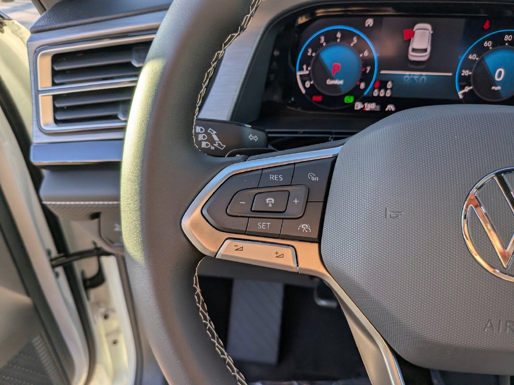 2026 Volkswagen Atlas Cross Sport SE w/Technology