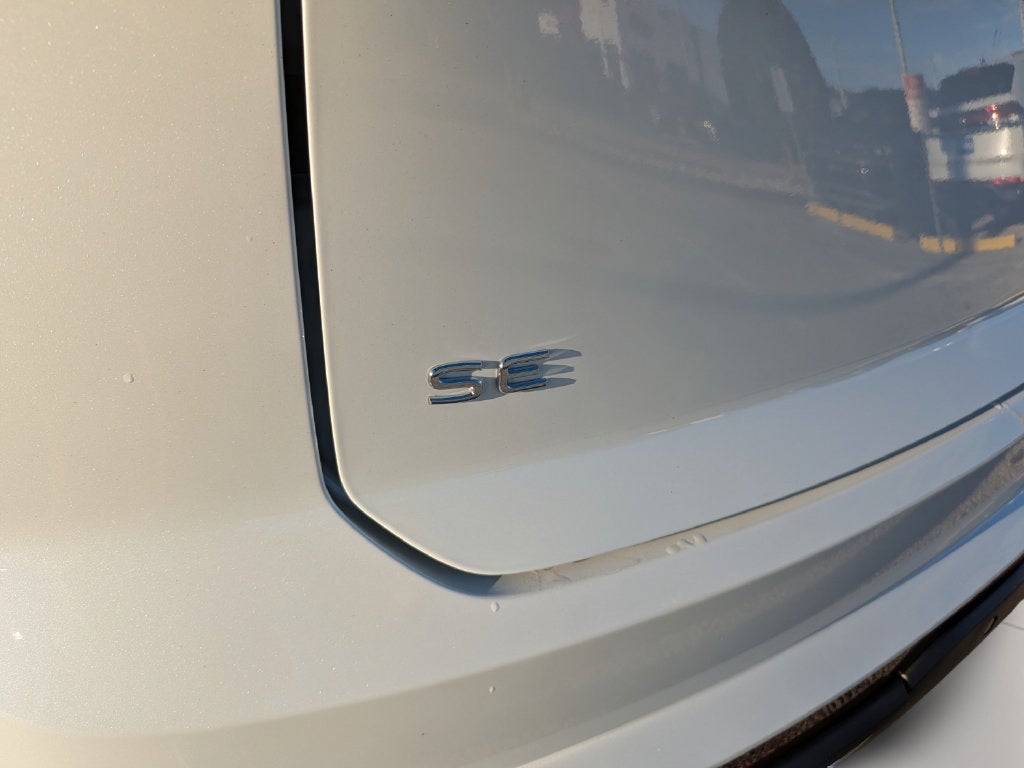 2026 Volkswagen Atlas Cross Sport SE w/Technology