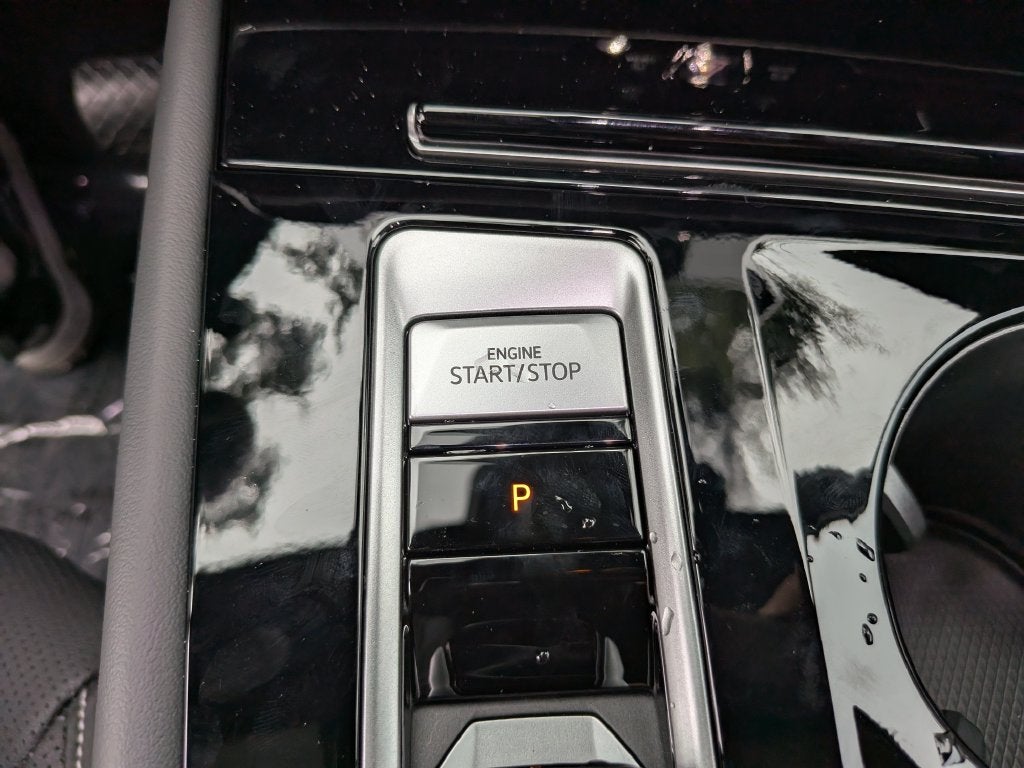 2026 Volkswagen Atlas Cross Sport SE w/Technology