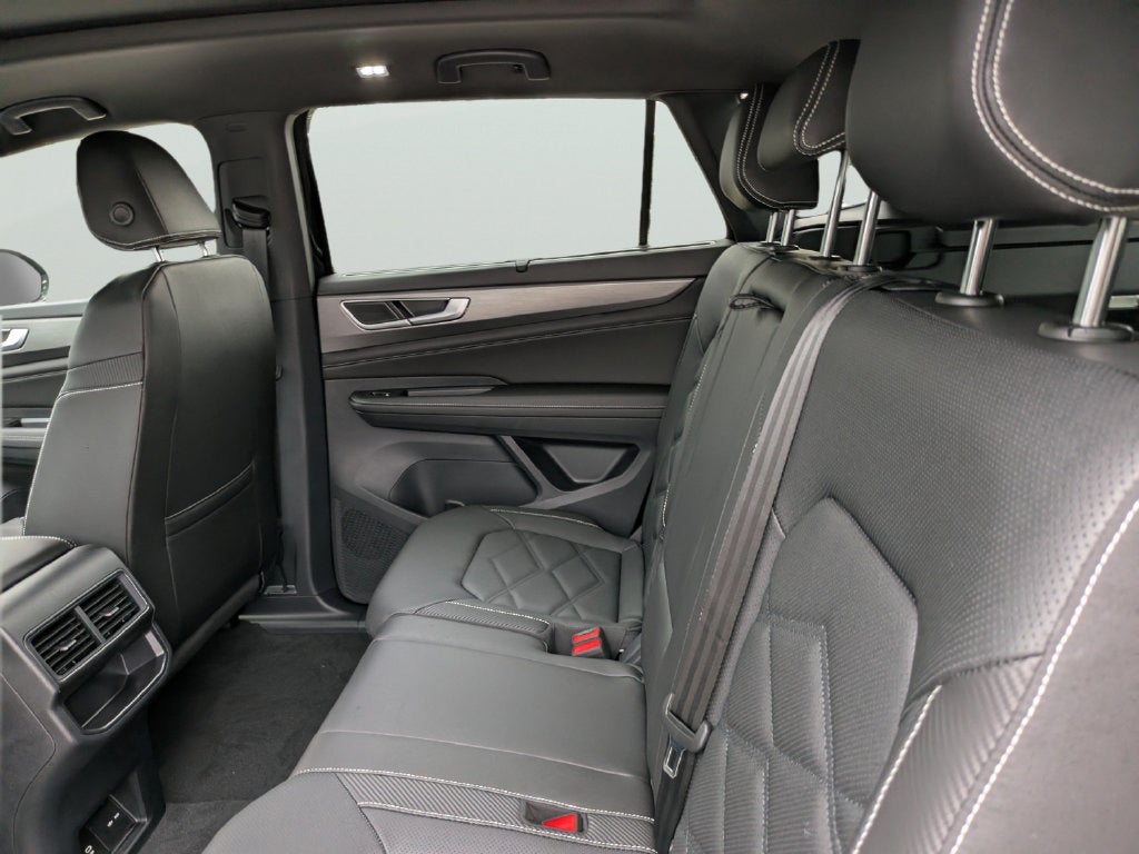 2026 Volkswagen Atlas Cross Sport SE w/Technology