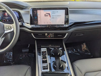 2026 Volkswagen Atlas Cross Sport 2.0T SE w/Technology