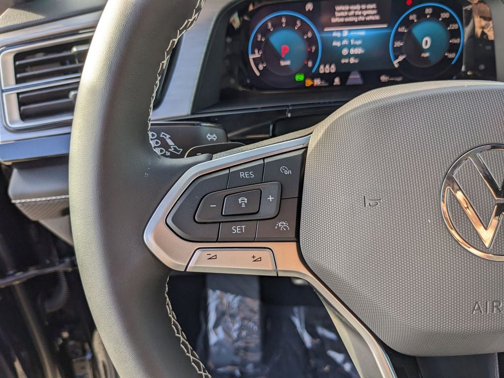 2026 Volkswagen Atlas Cross Sport 2.0T SE w/Technology