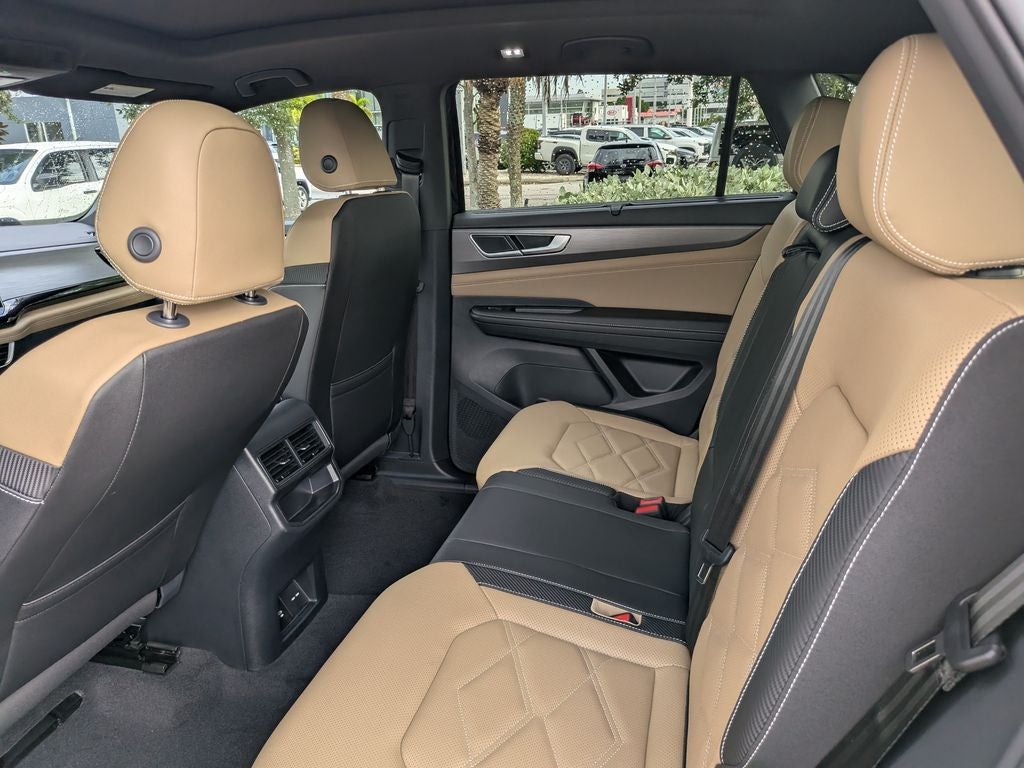 2026 Volkswagen Atlas Cross Sport 2.0T SE w/Technology