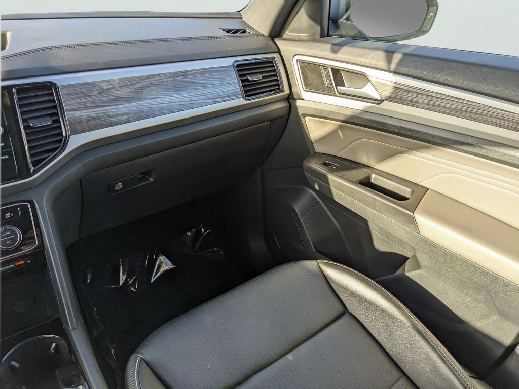 2022 Volkswagen Atlas Cross Sport 3.6L V6 SE w/Technology