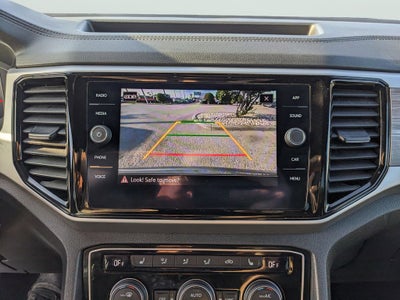 2022 Volkswagen Atlas Cross Sport 3.6L V6 SE w/Technology