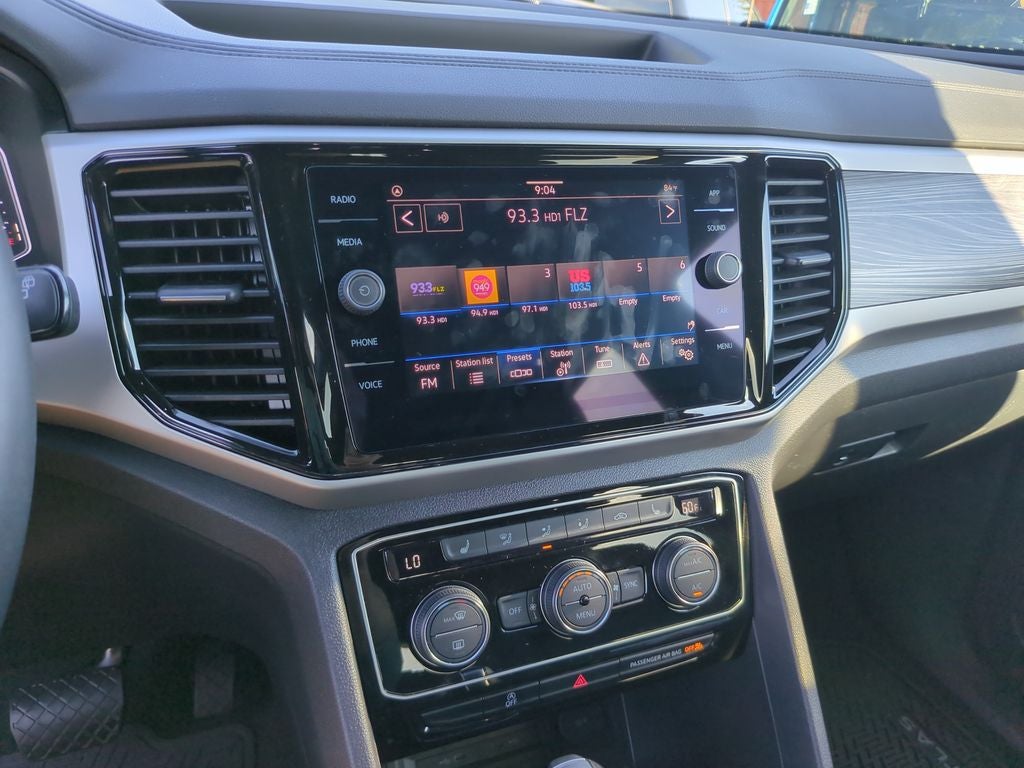 2023 Volkswagen Atlas Cross Sport 3.6L V6 SE w/Technology