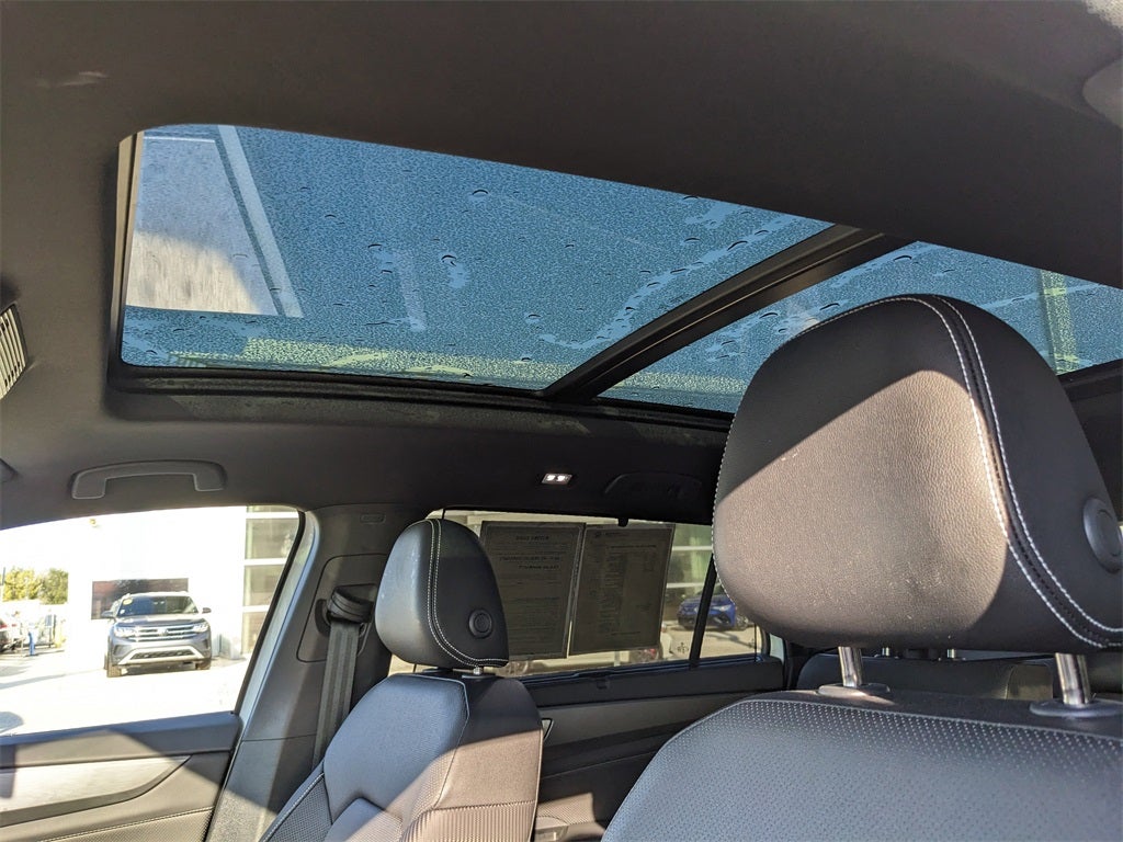 2025 Volkswagen Atlas Cross Sport 2.0T SE w/Technology