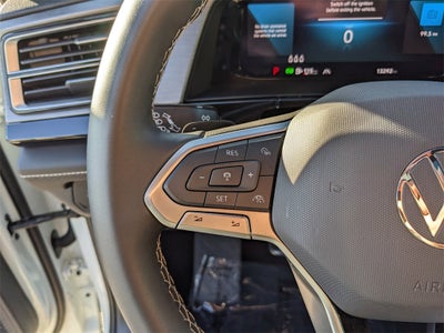 2025 Volkswagen Atlas Cross Sport 2.0T SE w/Technology